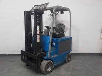 Empilhador de contrapeso 4 rodas