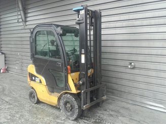 Empilhador de contrapeso 4 rodas