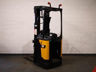 Stacker com condutor transportado