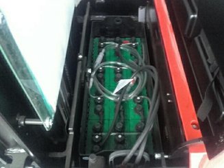 Stacker com condutor a pé Hangcha CDD16-AC1