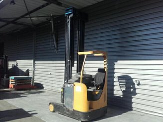 Empilhador retráctil Caterpillar NR16N - 1
