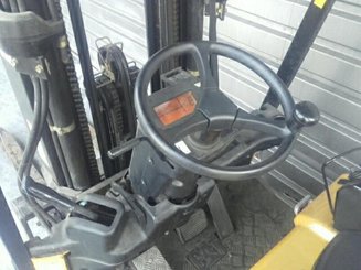 Empilhador de contrapeso 4 rodas Caterpillar EP25K-PAC