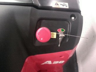 Porta-paletes eléctrico com condutor a pé Hangcha CBD30-AC1