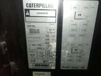 Stacker com condutor transportado Caterpillar NSR16N
