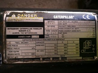 Empilhador de contrapeso 3 rodas Caterpillar EP16NT - 6