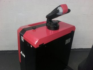 Trator de reboque Hangcha QDD5-ASC1