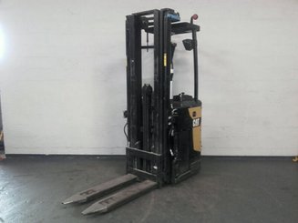 Stacker com condutor transportado