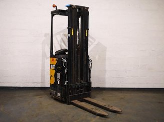 Stacker com condutor transportado