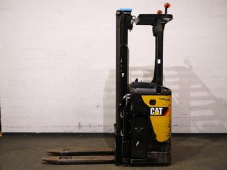 Stacker com condutor transportado