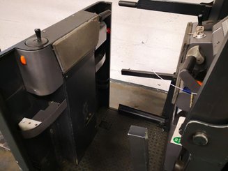 Preparador de encomendas alto nível Crown LP3520 - 10