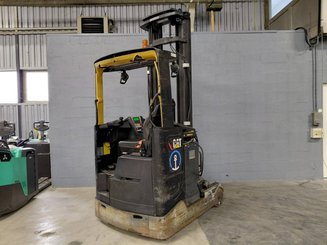 Empilhador retráctil Caterpillar NR14N - 4