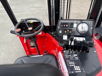Empilhador montado em camião Manitou TMM25 4W