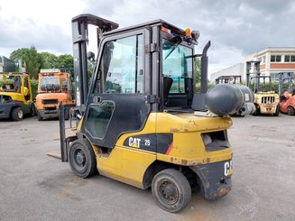 Empilhador de contrapeso 4 rodas Caterpillar GP25NTD - 13