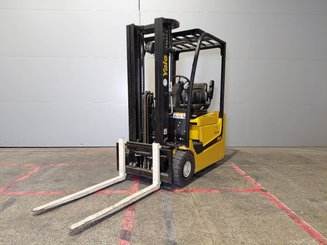 Empilhador de contrapeso 3 rodas Yale ERP15VC - 1