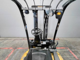 Empilhador de contrapeso 3 rodas Yale ERP18VT - 7