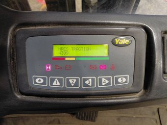 Empilhador de contrapeso 3 rodas Yale ERP16 ATF - 8