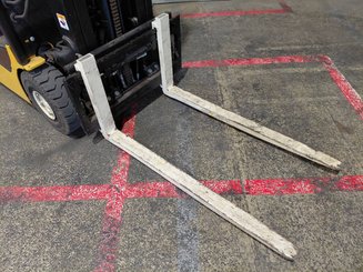 Empilhador de contrapeso 3 rodas Yale ERP15VC