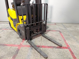 Empilhador de contrapeso 4 rodas Yale Gdp16vx - 6