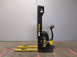 Stacker Yale MS12AC - 5