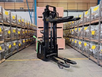 Levantador com plataforma dobrável Hangcha CDD16-AC2S-LI - 6