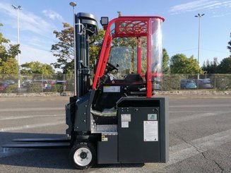 Empilhador multidireccional AMLIFT AGILIFT 3000E