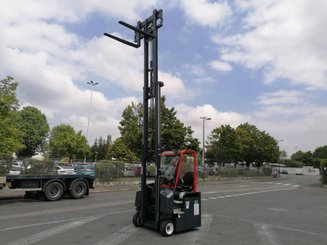 Empilhador multidireccional AMLIFT AGILIFT 3000E