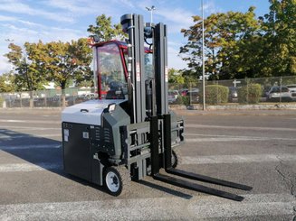Empilhador multidireccional AMLIFT AGILIFT 3000E
