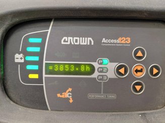 Stacker com condutor a pé Crown ESI4000-12 - 7