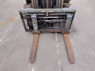 Empilhador de contrapeso 4 rodas Caterpillar GP18NTD - 4