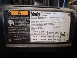 Empilhador de contrapeso 3 rodas Yale ERP16VT