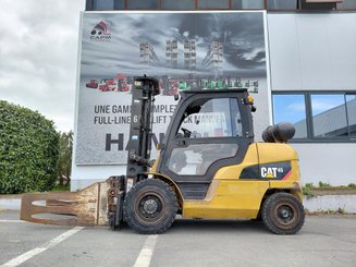 Empilhador de contrapeso 4 rodas Caterpillar GP45NTD - 4