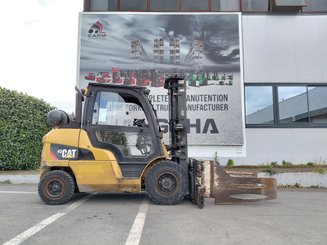 Empilhador de contrapeso 4 rodas Caterpillar GP45NTD - 5