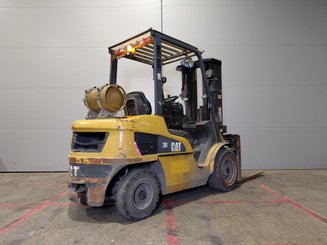 Empilhador de contrapeso 4 rodas Caterpillar GP30NTD - 3