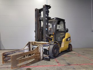 Empilhador de contrapeso 4 rodas Caterpillar GP45NTD - 1