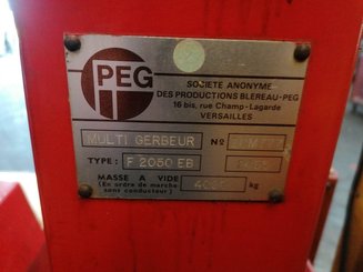 Empilhador de contrapeso 3 rodas Peg F2050EB