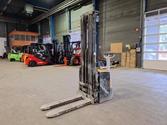 Stacker com condutor a pé Caterpillar NSP16N2 - 5