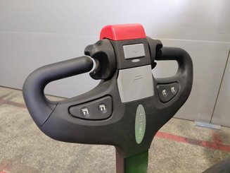 Stacker com condutor a pé Hangcha CDD12-AC2-i  - 6