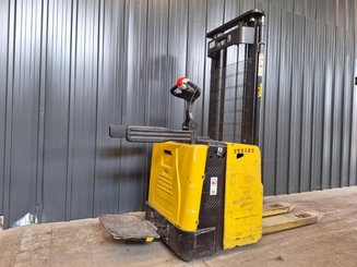 Stacker Yale MS12X