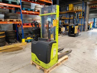 Stacker com condutor a pé Pramac GX12 25 - 1