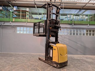 Preparador de encomendas alto nível Caterpillar NOH10N