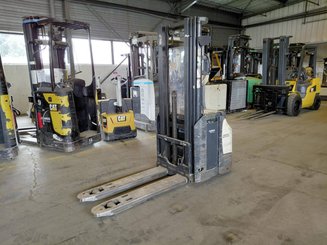 Stacker com condutor a pé Crown ESI4000-12 - 3