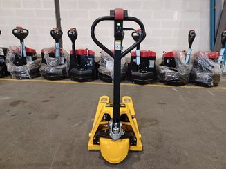 Porta-paletes eléctrico com condutor a pé Microlift P15SE