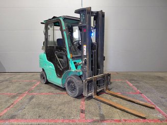 Empilhador de contrapeso 4 rodas Mitsubishi FG25N