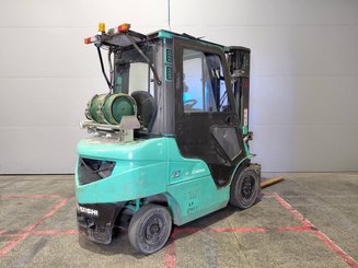 Empilhador de contrapeso 4 rodas Mitsubishi FG25N