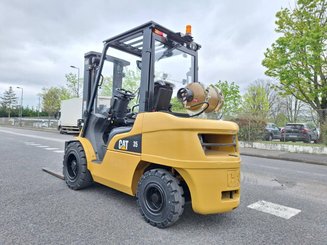 Empilhador de contrapeso 4 rodas Caterpillar GP35 NTD
