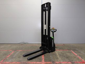 Stacker com condutor a pé Hangcha GERBEUR ACCOMPAGNANT CDD15-WS-I