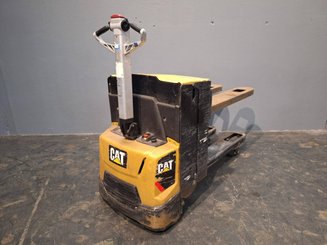 Porta-paletes eléctrico com condutor a pé Caterpillar NPP20N2E - 1