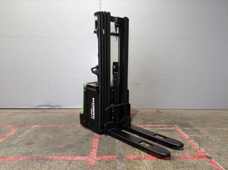 Stacker com condutor a pé Hangcha CDD16-XT1-SIL