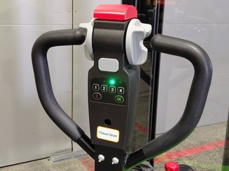 Stacker com condutor a pé Hangcha CDD12-A2MC2-ISZ