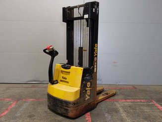 Stacker Yale MS12AC - 2